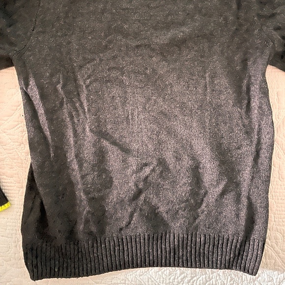 Gap Kids Knit Abominable Snowman Sweater Boys — Age 12 (XL Boys) - Picture 4 of 4